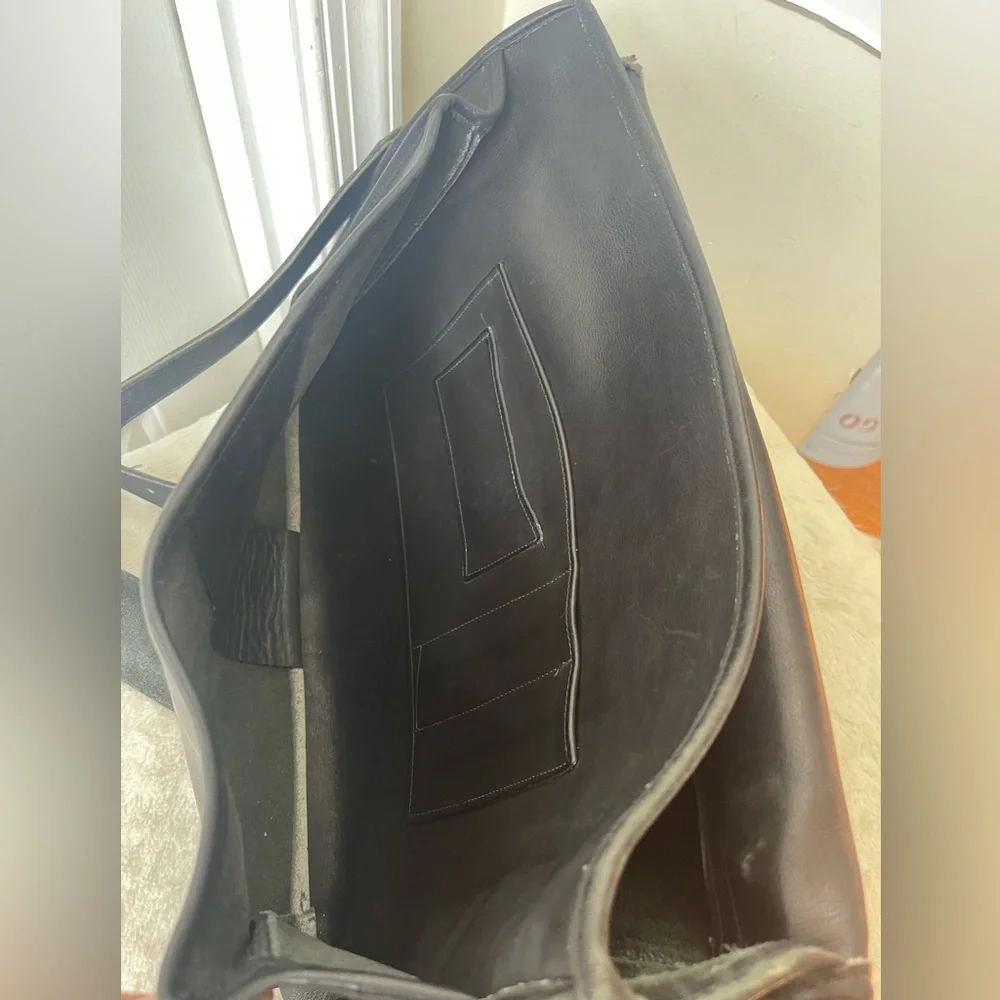 Coach Vintage Black Leather briefcase GUC